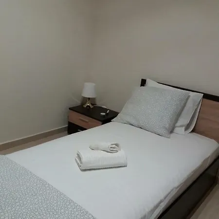 Jordan's 2nd At * نيا ميشانيونا