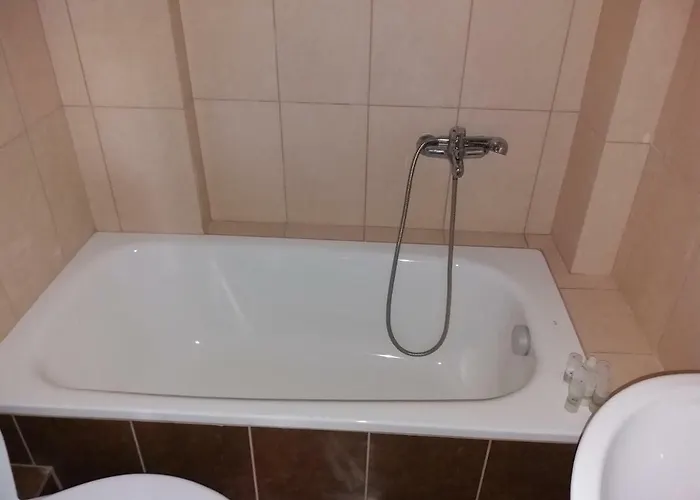 Jordan's 2nd At Apartament *